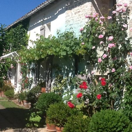 La Maison Des Chevaux Hotel Germond-Rouvre Exterior photo